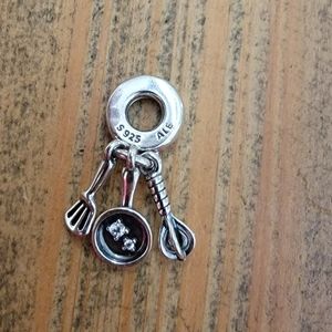 Pandora spatula, frying pan, wisk charm